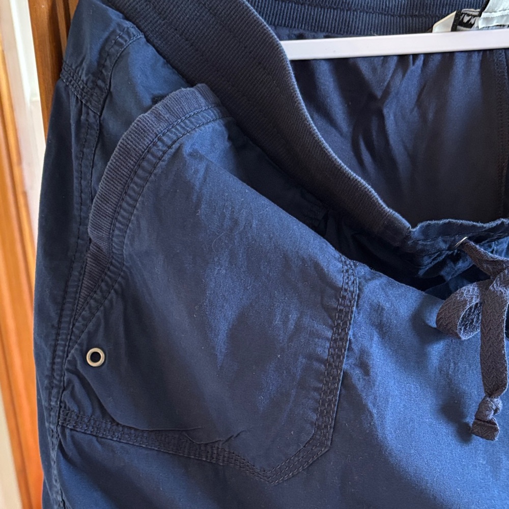 Khakis & Company Navy Pull‑Tie Active Skort 16 VG - Picture 3 of 5